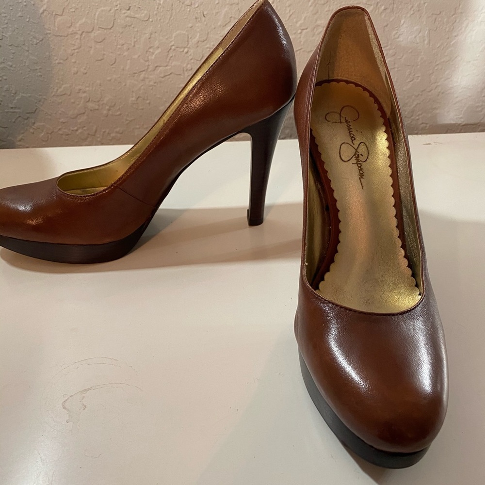 Jessica Simpson Barb Heels